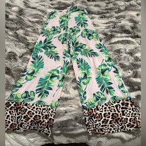 VENUS Leaf Print Pants with Animal Print Bottom